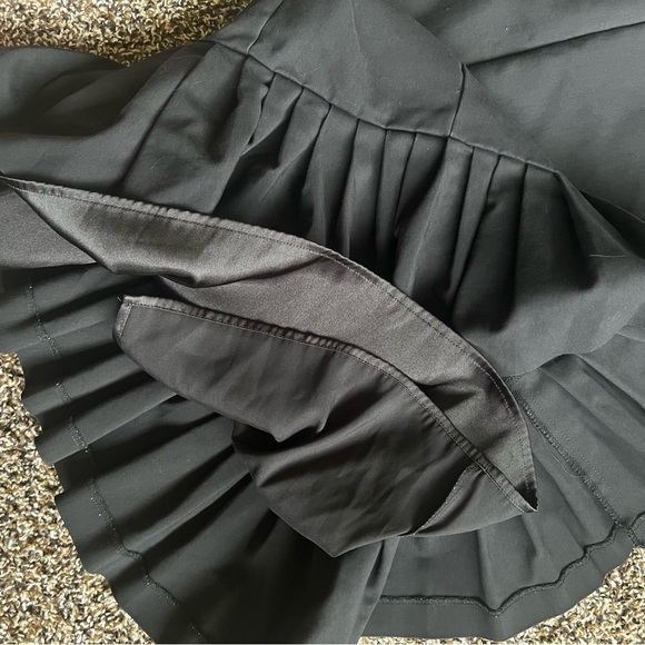 Express Elegant Black Midi Dress with Ruffle Detail - Picture 8 of 8